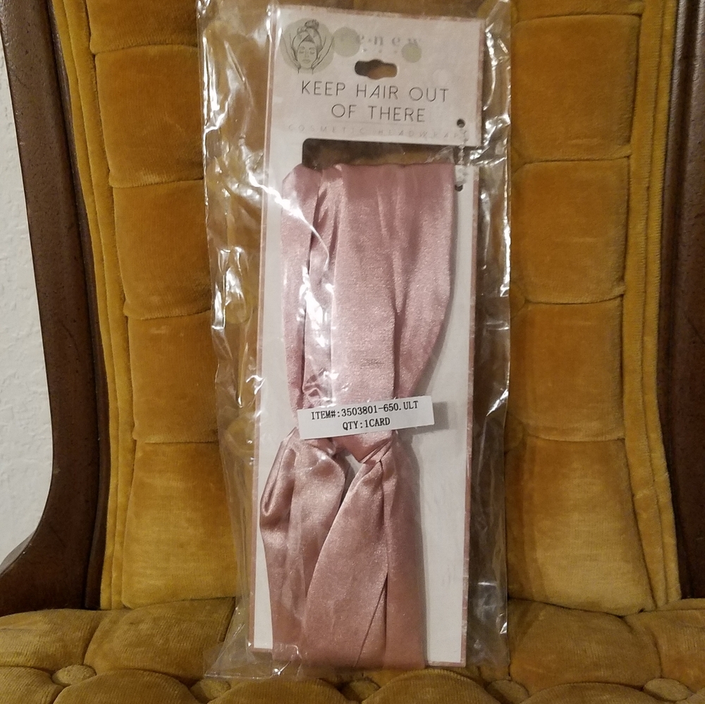 Cosmetic headwrap